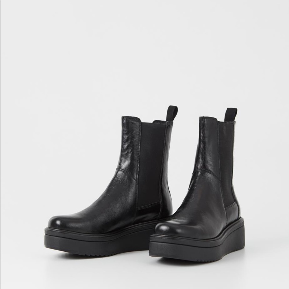 Vagabond Tara Black Boots